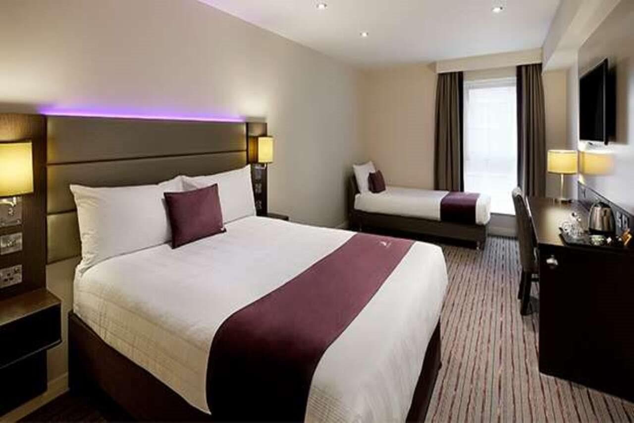 Dundee East Premier Travel Inn Eksteriør bilde